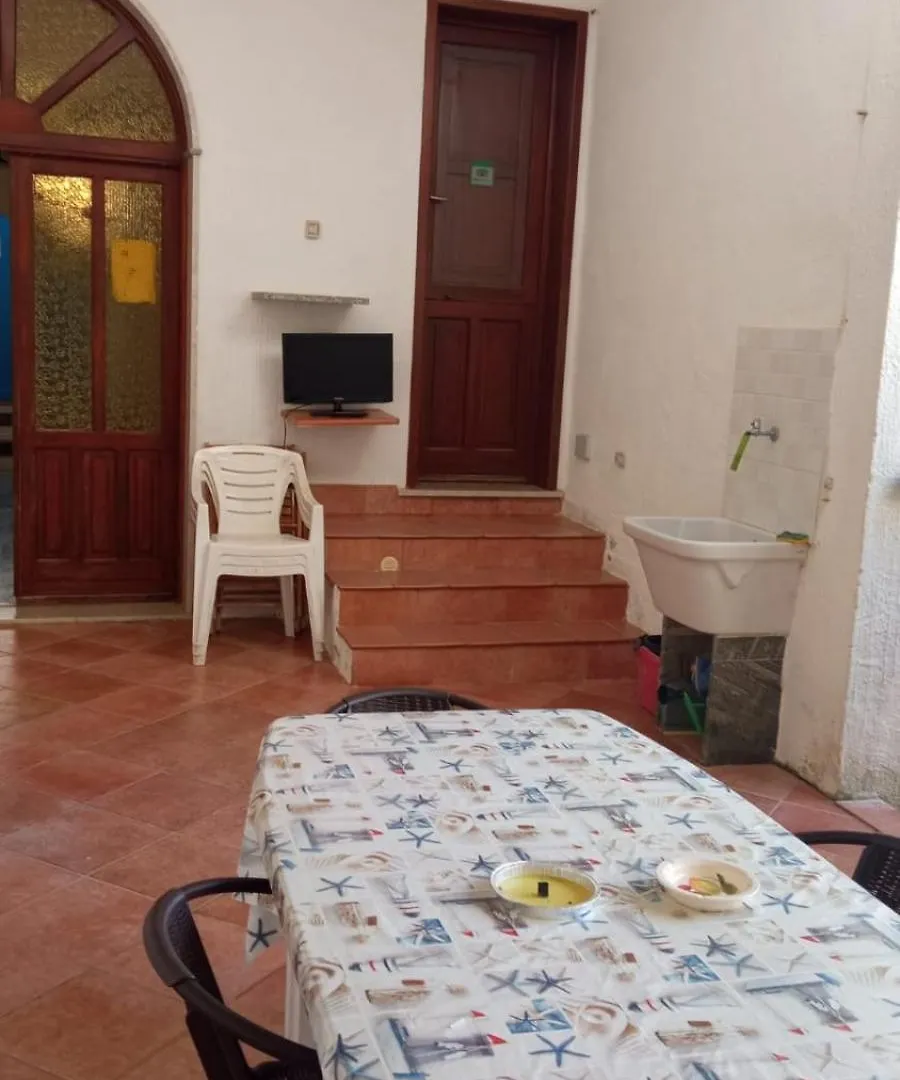 B&B La Pergola Marettimo Bed & Breakfast